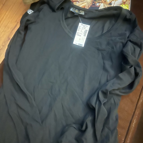 Black sheer top - Picture 3 of 5